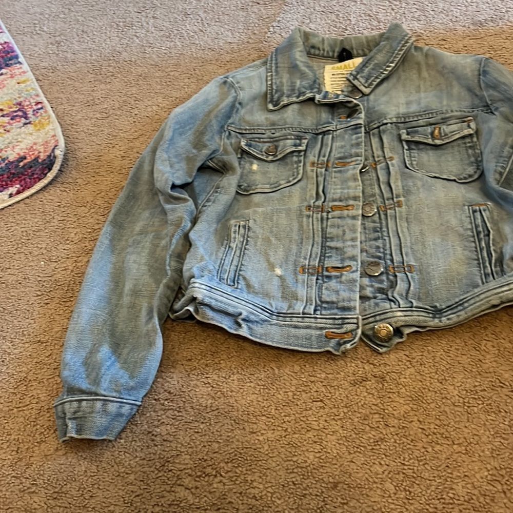 J crew small jean jacket‎ - Picture 4 of 8
